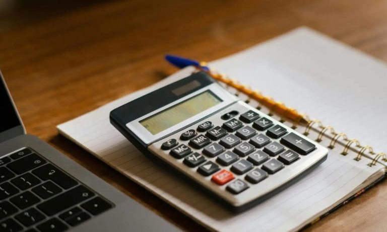 Navigating Personal Loan Interest Rates: A Guide To Finding The Best Deals