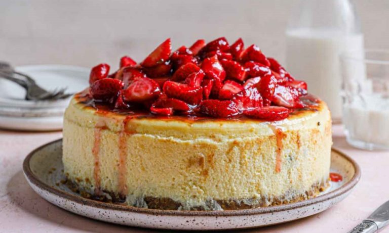Sweet Perfection: Lucy’s Strawberry Slices Delightful Creations